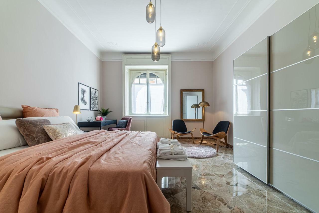 Joivy Sophisticated 3-Bed Flat With Desk Apartamento Milão Exterior foto